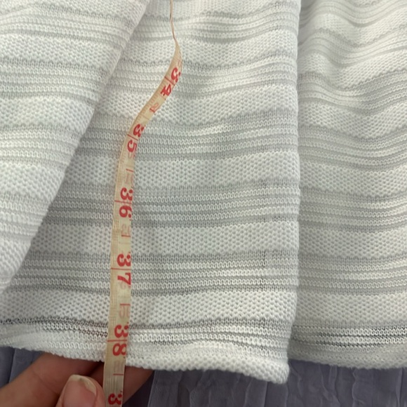 White stripes, high-low Lilly Pulitzer dress. - Picture 6 of 7